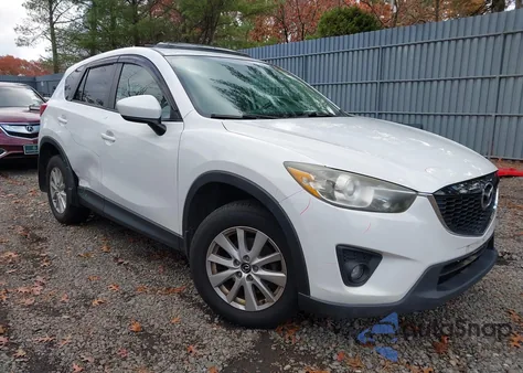 2013 Mazda Cx-5 Touring z USA, uszkodzony, nr VIN JM3KE2CE8D0135849